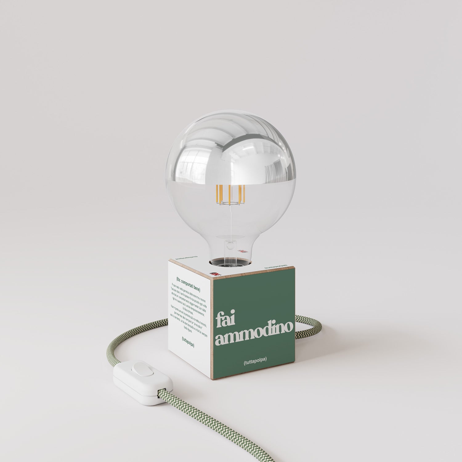 Lampada da tavolo Cubetto "Fai ammodino" con lampadina globo mezza sfera argento - Tuttapolpa