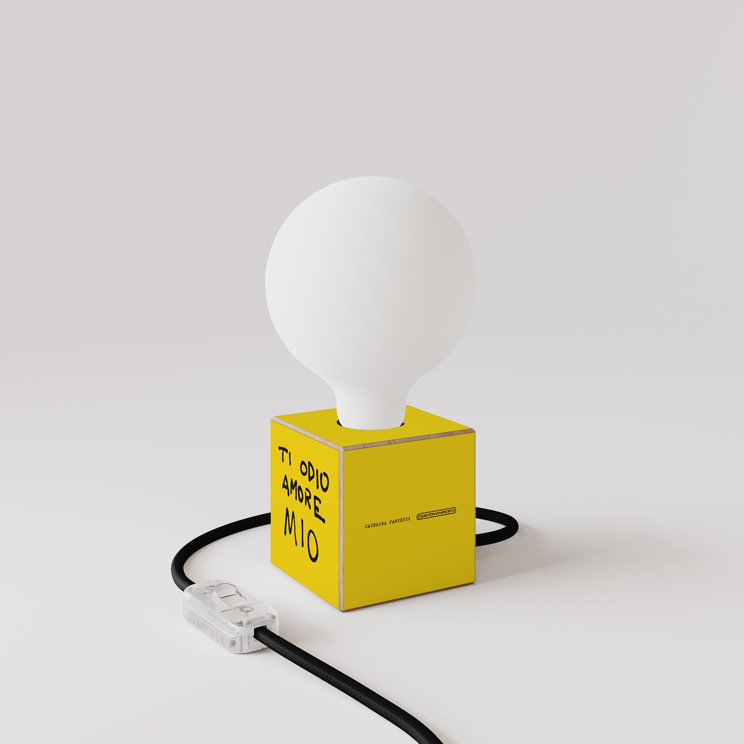Lampada da tavolo Cubetto "Ti odio amore mio" con lampadina globo effetto porcellana - Santomanifesto