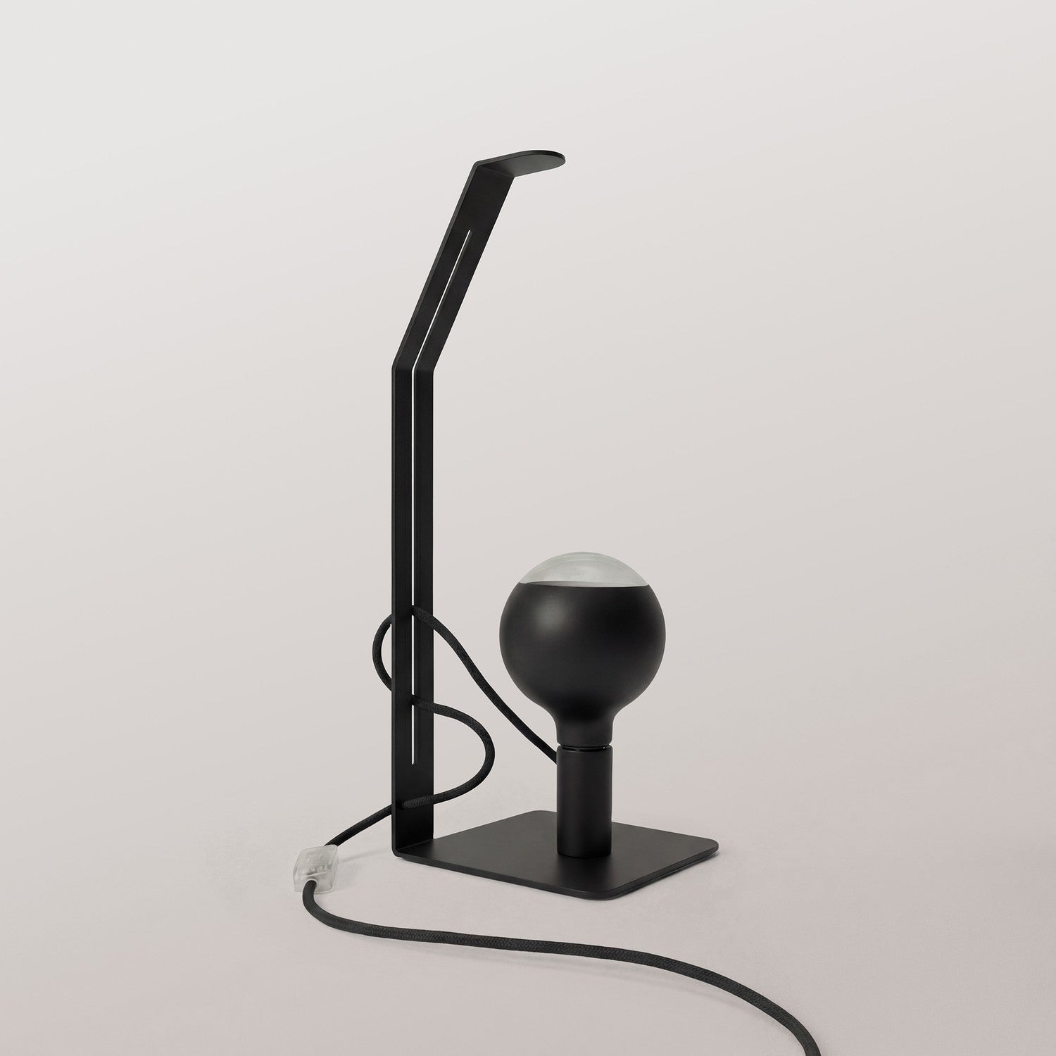 Koso Lucia - Lampada da tavolo con spina UK - Nero