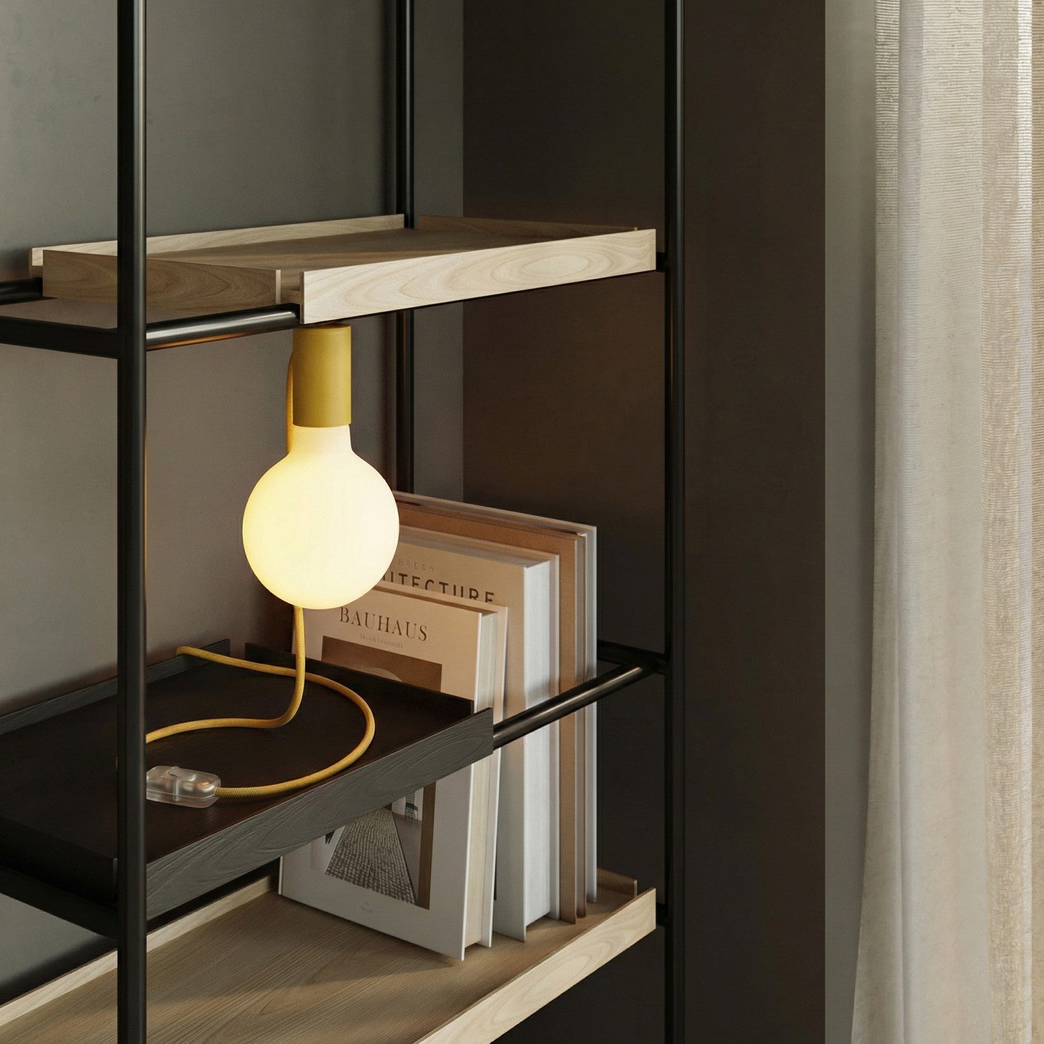 Lampada magnetica plug-in con attacco E27 - Giallo